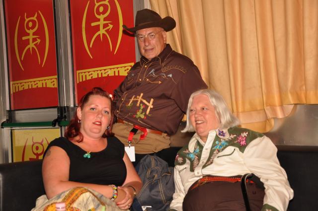 min 2010 08 05 mamamia 180